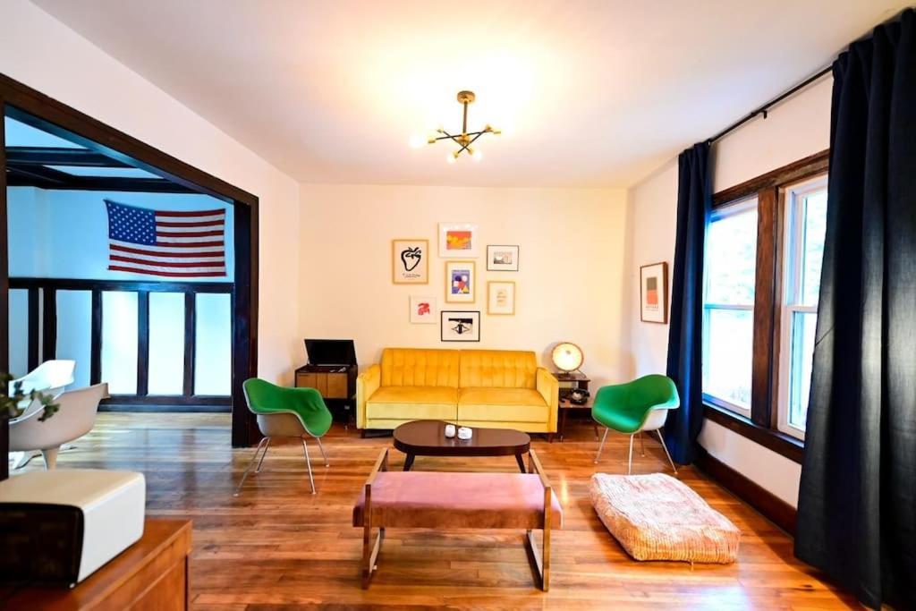 Luxe Mid-Century Styled Historic Townhouse #2 Villa Detroit Buitenkant foto